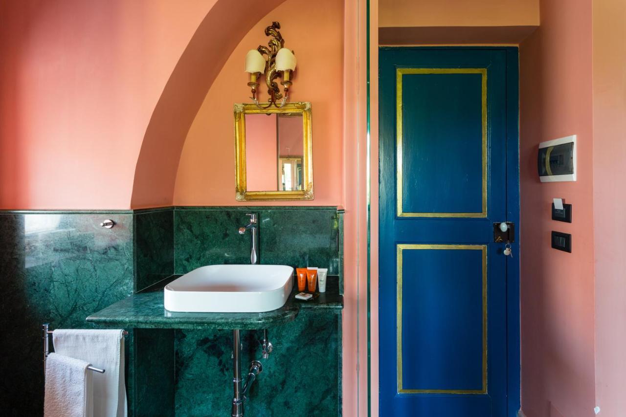 Palazzo Previtera Hotel ลิงกัวกลอสซา ภายนอก รูปภาพ